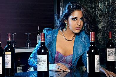 《失落的方舟》聊天框已被广告机器人和交友信息霸占